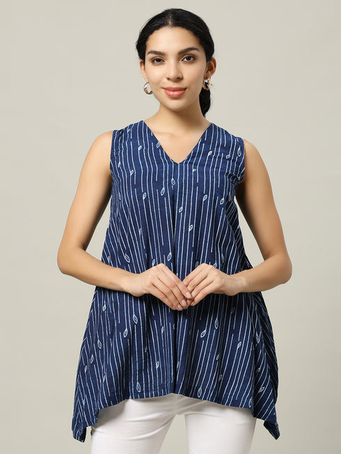 Sleeveless Cotton Indigo Top with Striped Pattern