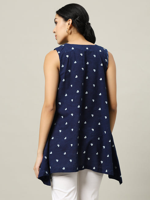 Sleeveless Cotton Indigo Top with Tiny Hearts