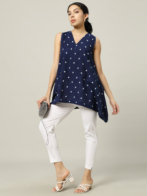 Sleeveless Cotton Indigo Top with Tiny Hearts