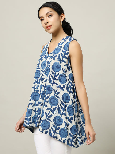 Sleeveless Cotton Indigo Top with Floral Motif