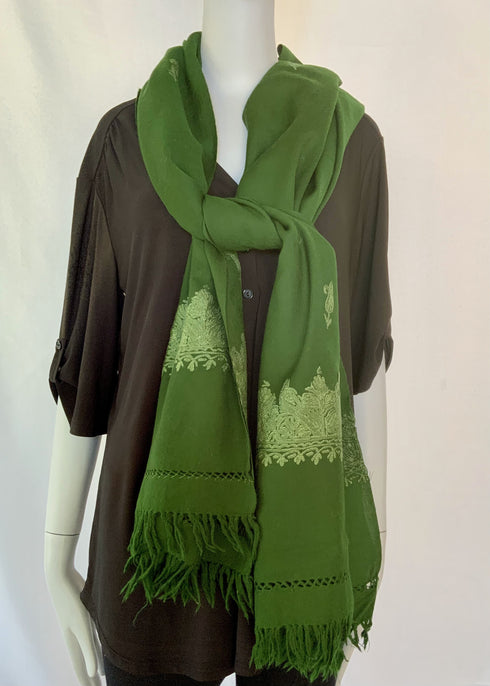 Hand Embroidered Aari Border with Small Motif