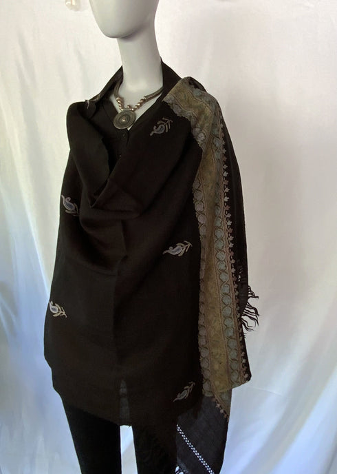 Hand Embroidered Aari Three Channel Border with Small Motif