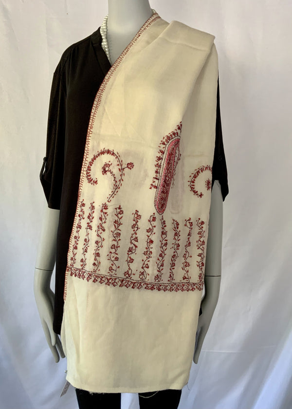 Hand Embroidered Needle Work Paisley Border