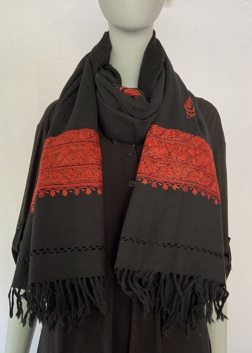 Hand Embroidered Aari Three Channel Border with Small Motif