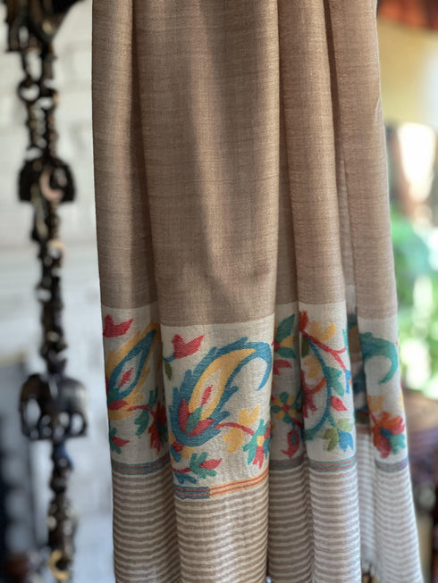 CASHMERE WITH KANI BORDER - BEIGE WITH RED WEAVE - makersweave.com