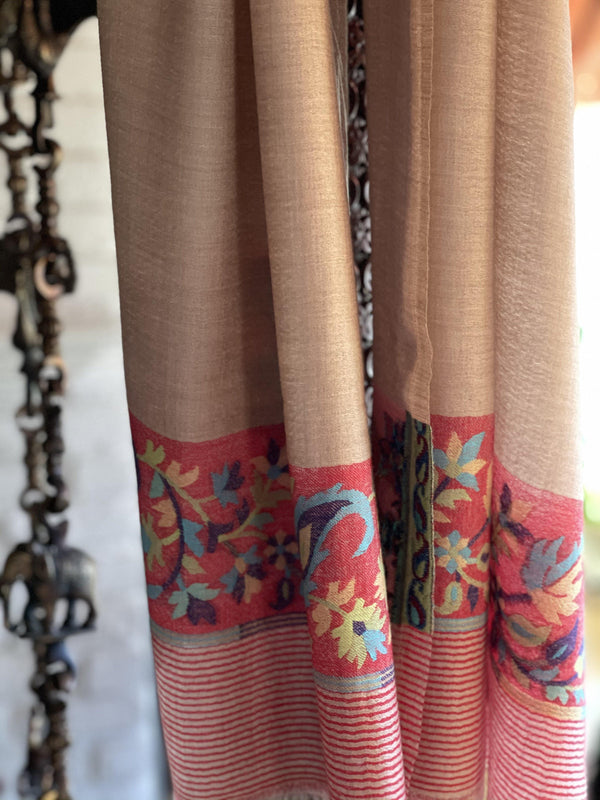 CASHMERE WITH KANI BORDER - BEIGE WITH RED WEAVE - makersweave.com