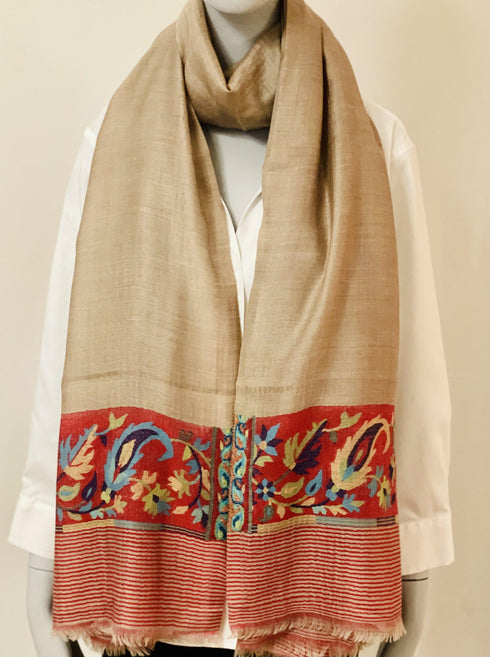 CASHMERE WITH KANI BORDER - BEIGE WITH GRREN WEAVE - makersweave.com