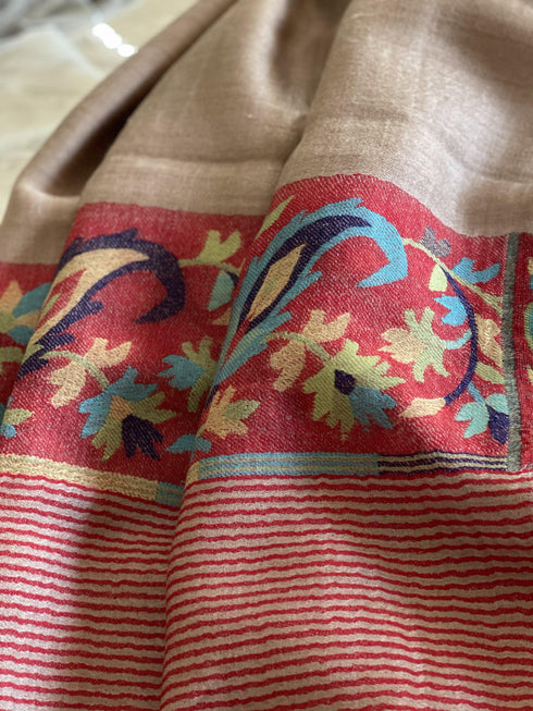 CASHMERE WITH KANI BORDER - BEIGE WITH GRREN WEAVE - makersweave.com