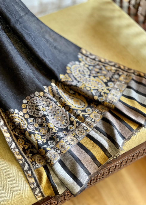 CASHMERE WITH KANI BORDER - BLACK AND YELLOW PAISLEY - makersweave.com