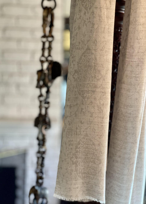 CASHMERE SELF DESIGN - BEIGE AND OFFWHITE PAISELY - makersweave.com