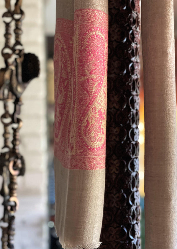 SILK AND WOOL REVERSIBLE JAMAVAR PINK BORDER - makersweave.com