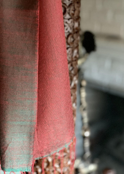 SILK AND WOOL REVERSIBLE - RED GREEN - makersweave.com