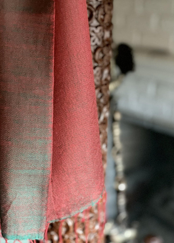 SILK AND WOOL REVERSIBLE - RED GREEN - makersweave.com